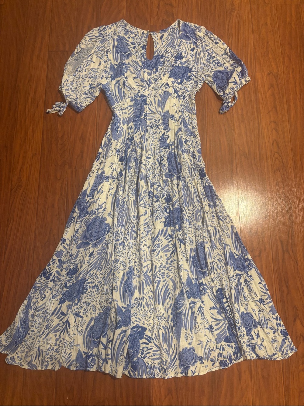 Free People Forever Always Dress Coquette White Blue Floral Midi Dress Womens 4 - Picture 3 of 9